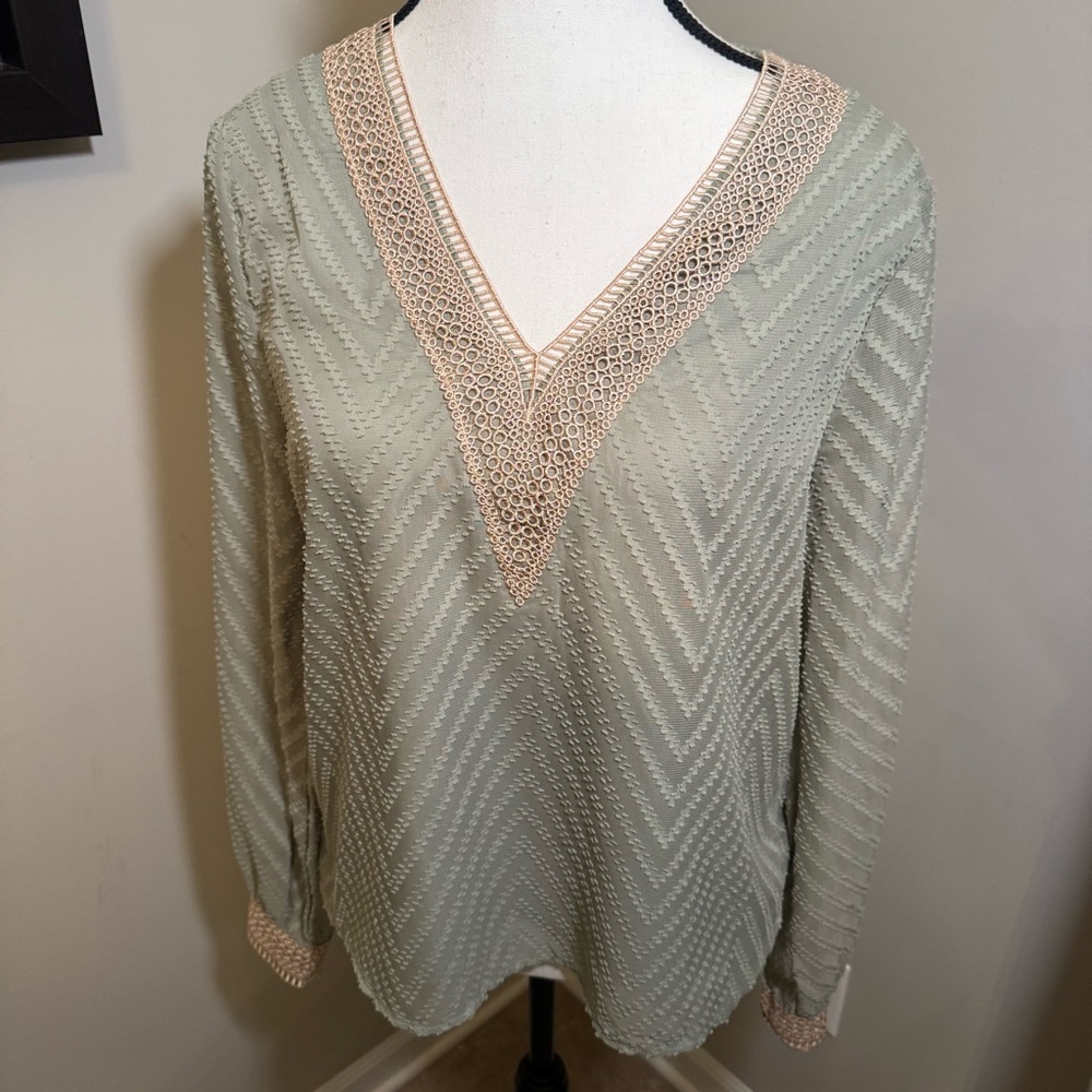 Cupshe Sage Green Sheer Textured Blouse Crochet V Neck‎ Long Sleeve S